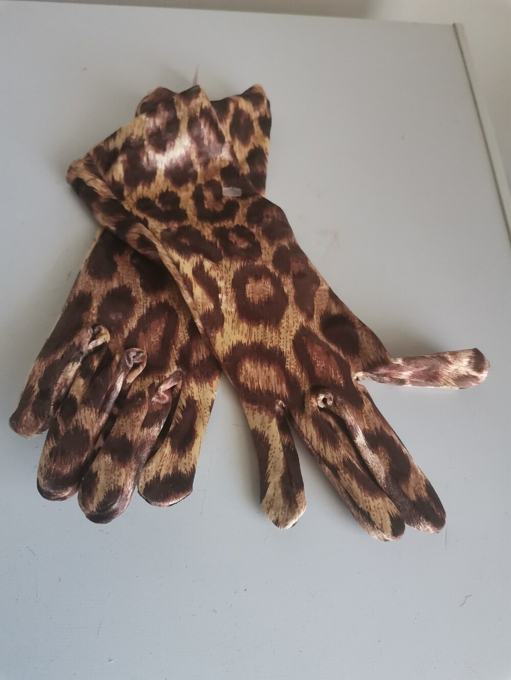 NWT LaCrasia Gloves